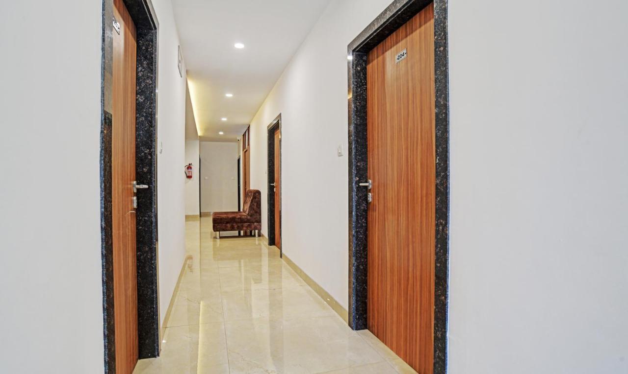 Treebo Shivaay Hotell Indore Exteriör bild